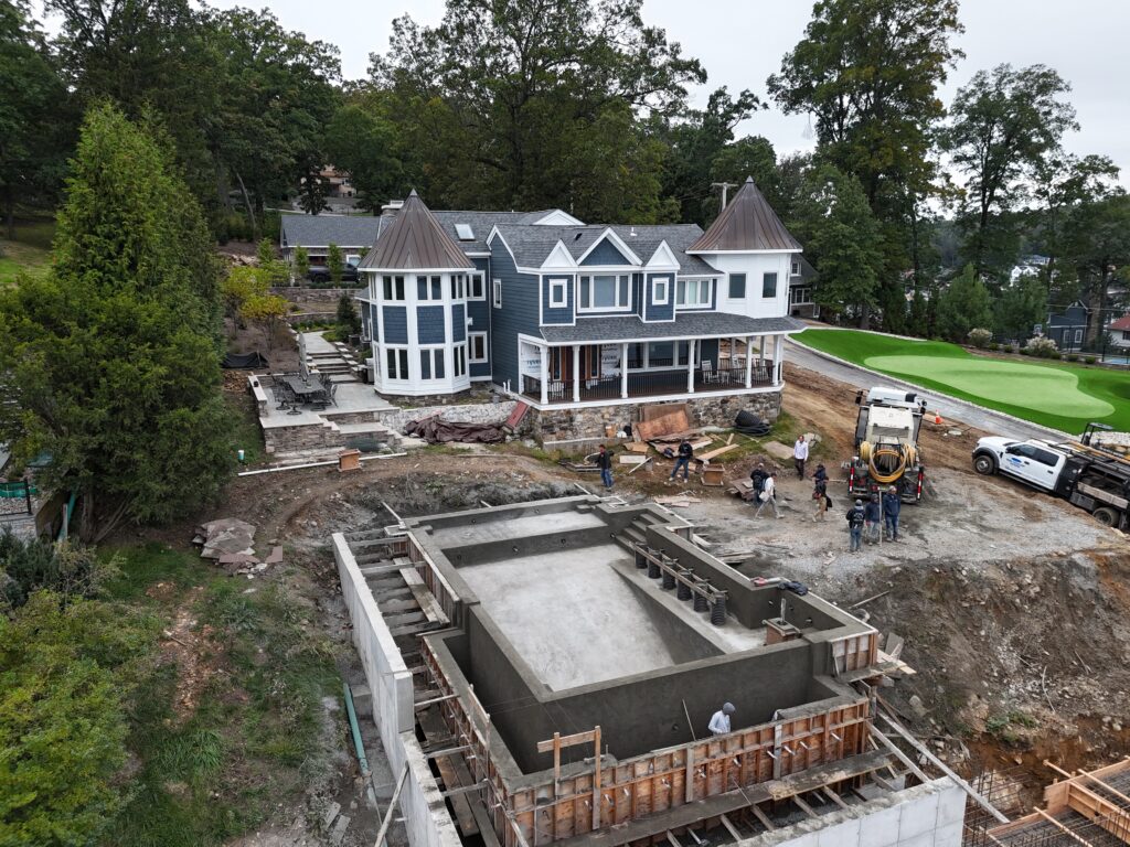 Swimming pools construction